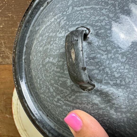 Set Bundle of Vintage Enamelware Graniteware lids Replacements Wall‎ Decor - Picture 6 of 12